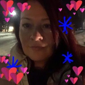 Meet your Posher, Nadia